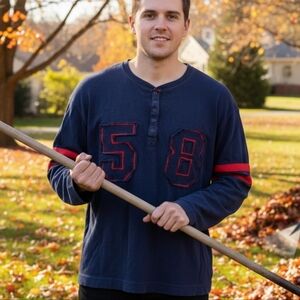 🏈 Bailey's Point Sporty Top | #58 Appliqué | L 🧡